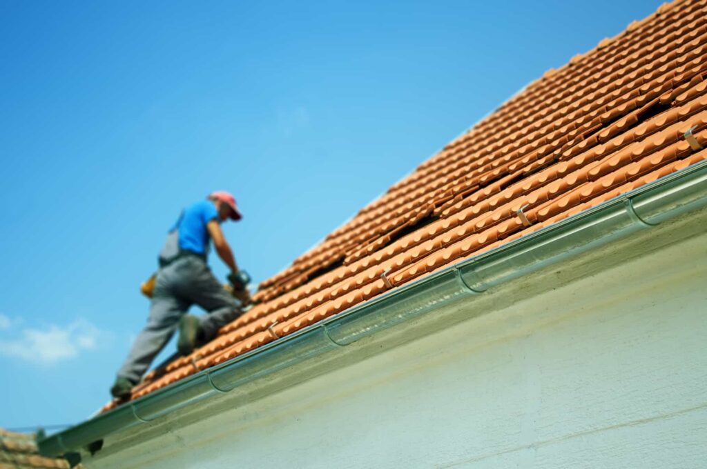 Tiled roof repairs Tiled roof repairs the Southwest